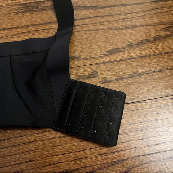 Nike Sports Bra - Picture 4 of 7